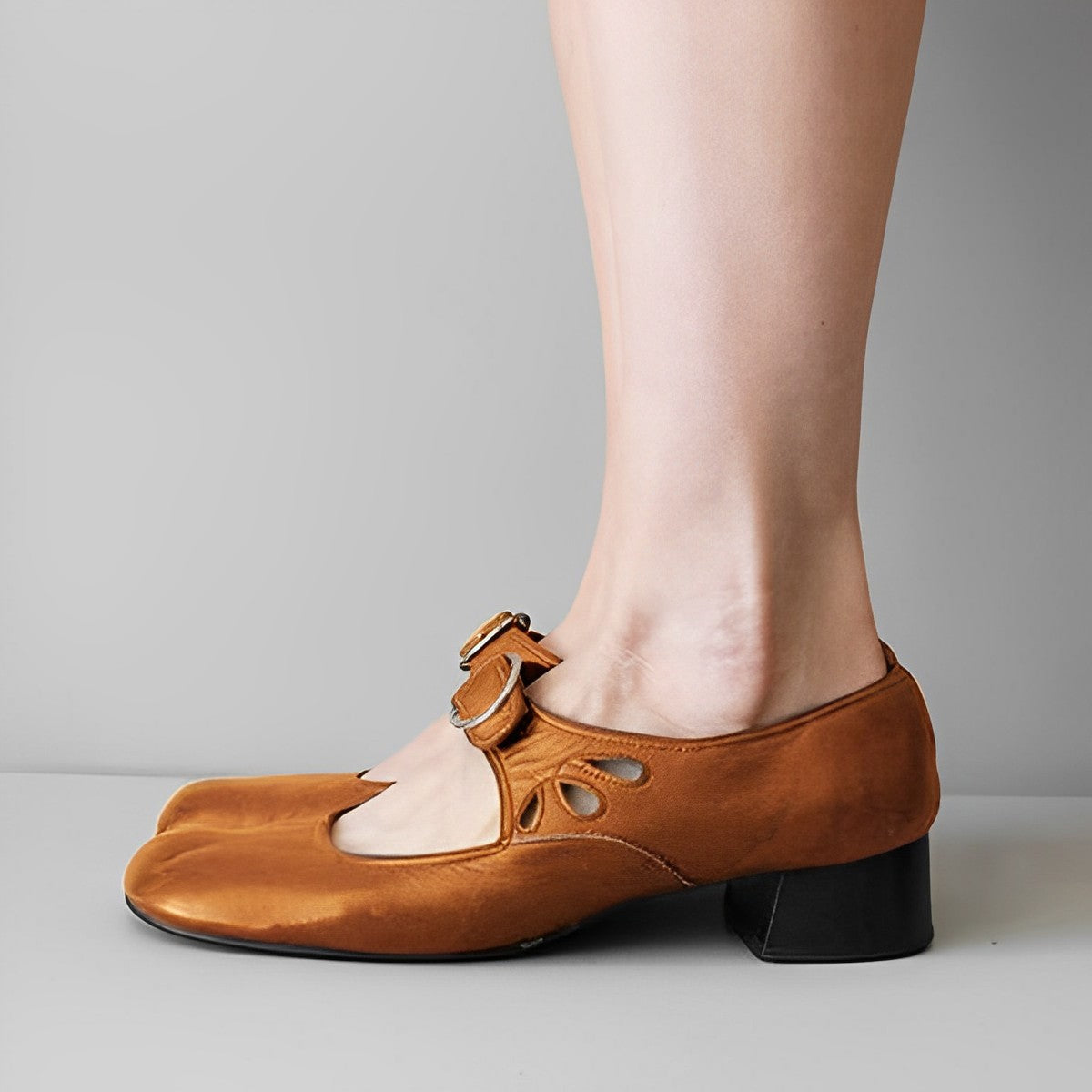 Velana - Zapatos sencillos con hebilla