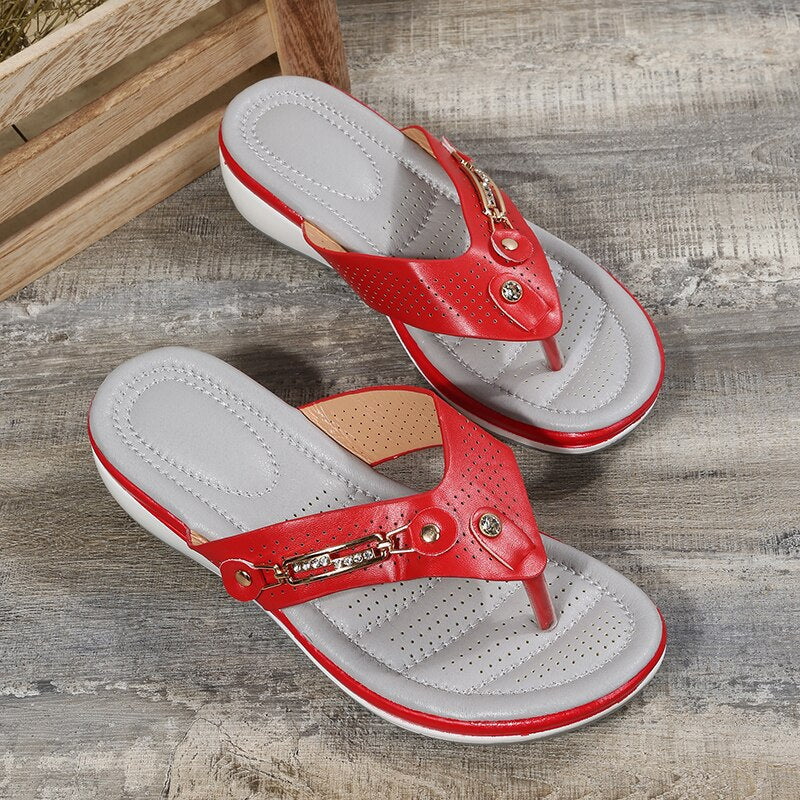 Darlene - Chanclas con tacón bajo