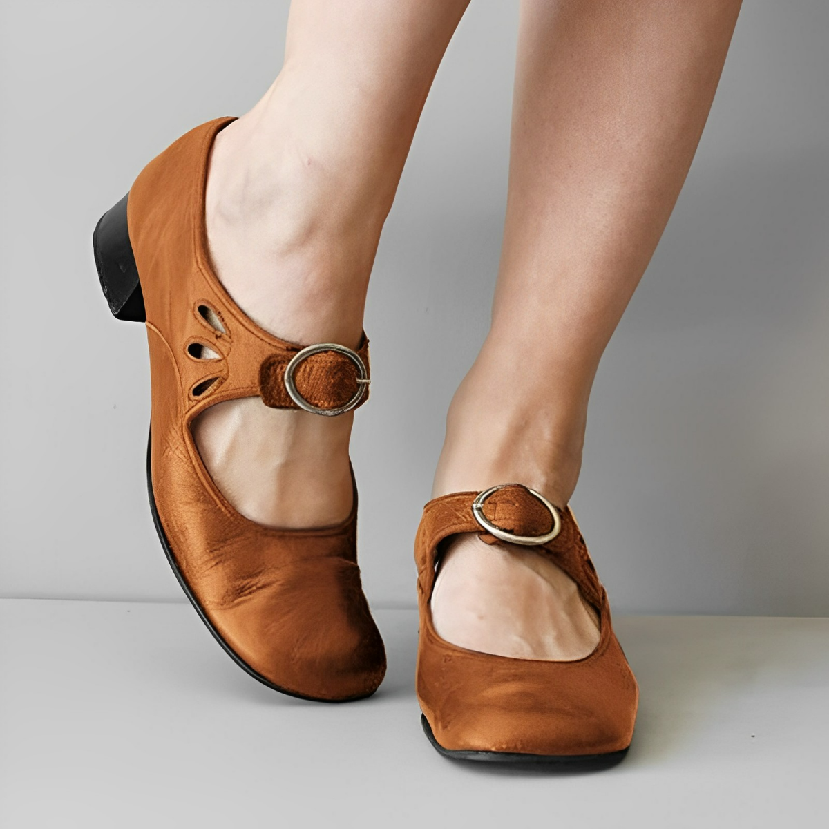 Velana - Zapatos sencillos con hebilla